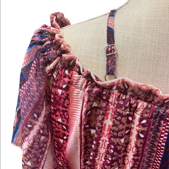 Venus High Low Romper - Picture 6 of 10